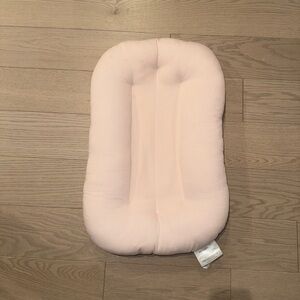 Snuggle Me- Soft Pink Baby-Lounger